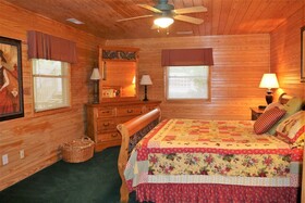 Mountain Laurel Lodge