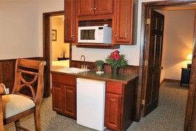 Mountain Laurel Lodge