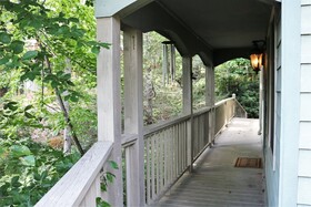 Mountain Laurel Lodge