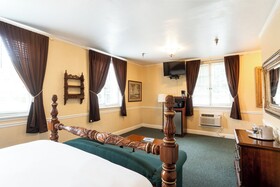 The 1927 Lake Lure Inn And Spa