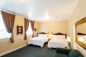 The 1927 Lake Lure Inn And Spa