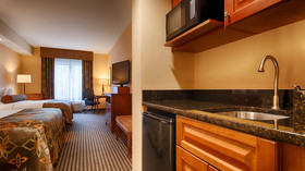 Best Western Plus Westgate Inn & Suites