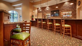 Best Western Plus Westgate Inn & Suites