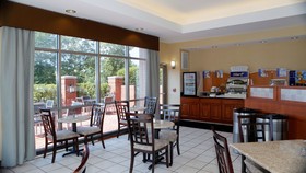 Holiday Inn Express Leland - Wilmington Area