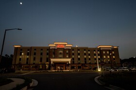 Hampton Inn & Suites Lenoir