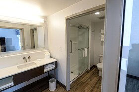 Hampton Inn & Suites Lenoir