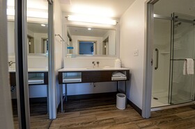 Hampton Inn & Suites Lenoir