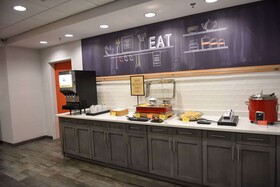 Hampton Inn & Suites Lenoir