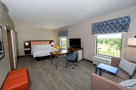 Hampton Inn & Suites Lenoir