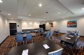 Hampton Inn & Suites Lenoir
