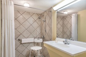 Ramada by Wyndham Lumberton