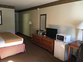 Clarion Hotel Conference Center