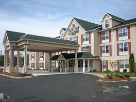 Wingate by Wyndham Matthews, NC