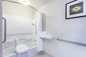 Holiday Inn Express & Suites Mebane