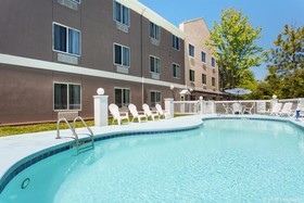 Holiday Inn Express & Suites Mebane