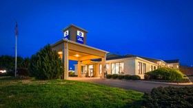 Best Western Inn & Suites - Monroe