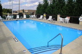 Best Western Inn & Suites - Monroe