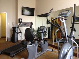 Best Western Inn & Suites - Monroe