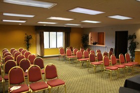 Red Roof Inn & Suites Monroe, NC