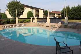 Red Roof Inn & Suites Monroe, NC