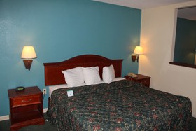 Red Roof Inn & Suites Monroe, NC