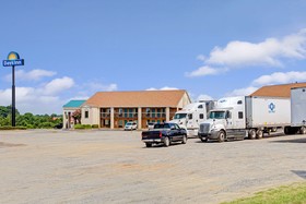 Days Inn by Wyndham Mooresville Lake Norman