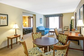 La Quinta Inn & Suites by Wyndham Mooresville