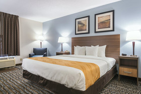 Garnet Inn & Suites