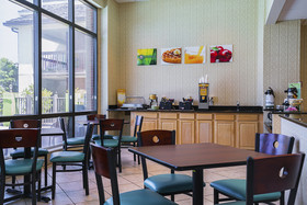 Garnet Inn & Suites
