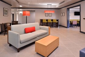 Country Inn & Suites by Radisson Raleigh-Durham Airport NC