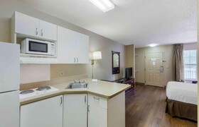 Extended Stay America Select Suites Raleigh RDU Airport