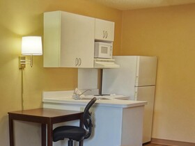 Extended Stay America Select Suites Raleigh RDU Airport