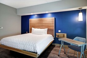 Tru by Hilton Raleigh Durham Airport