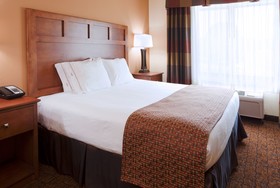 Holiday Inn Express Hotel & Suites Mount Airy