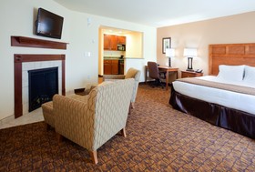 Holiday Inn Express Hotel & Suites Mount Airy