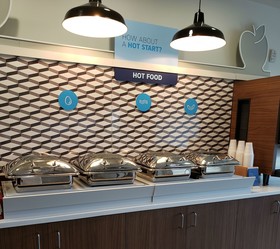 Holiday Inn Express Hotel & Suites Mount Airy