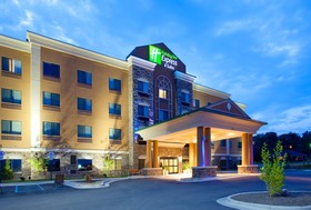 Holiday Inn Express Hotel & Suites Mount Airy