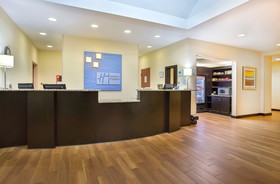 Holiday Inn Express & Suites Murphy