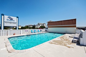Dolphin Oceanfront Motel