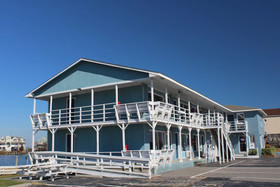 Fin N' Feather Waterside Inn