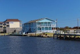 Fin N' Feather Waterside Inn