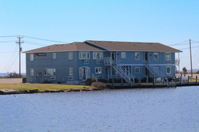 Fin N' Feather Waterside Inn