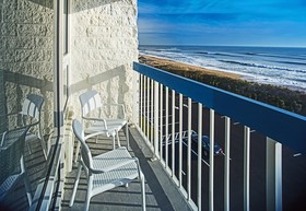 Holiday Inn Express Nags Head Oceanfront