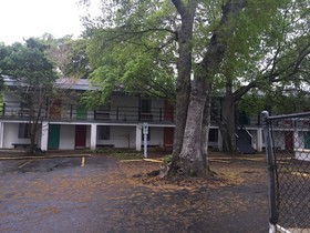 Captain's Cove Motel