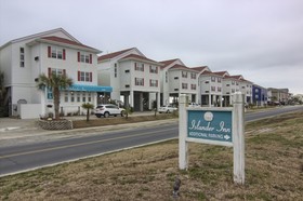 Islander Inn