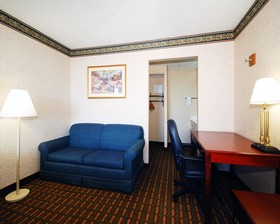 Econo Lodge Pilot Mountain