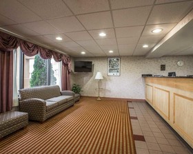 Econo Lodge Pilot Mountain