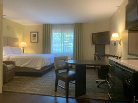 Candlewood Suites Raleigh Crabtree