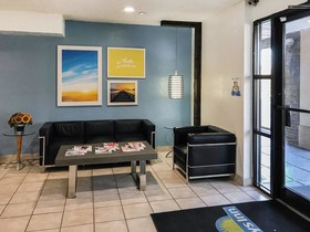 Days Inn by Wyndham Raleigh Glenwood-Crabtree