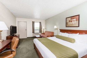 Days Inn by Wyndham Raleigh Glenwood-Crabtree